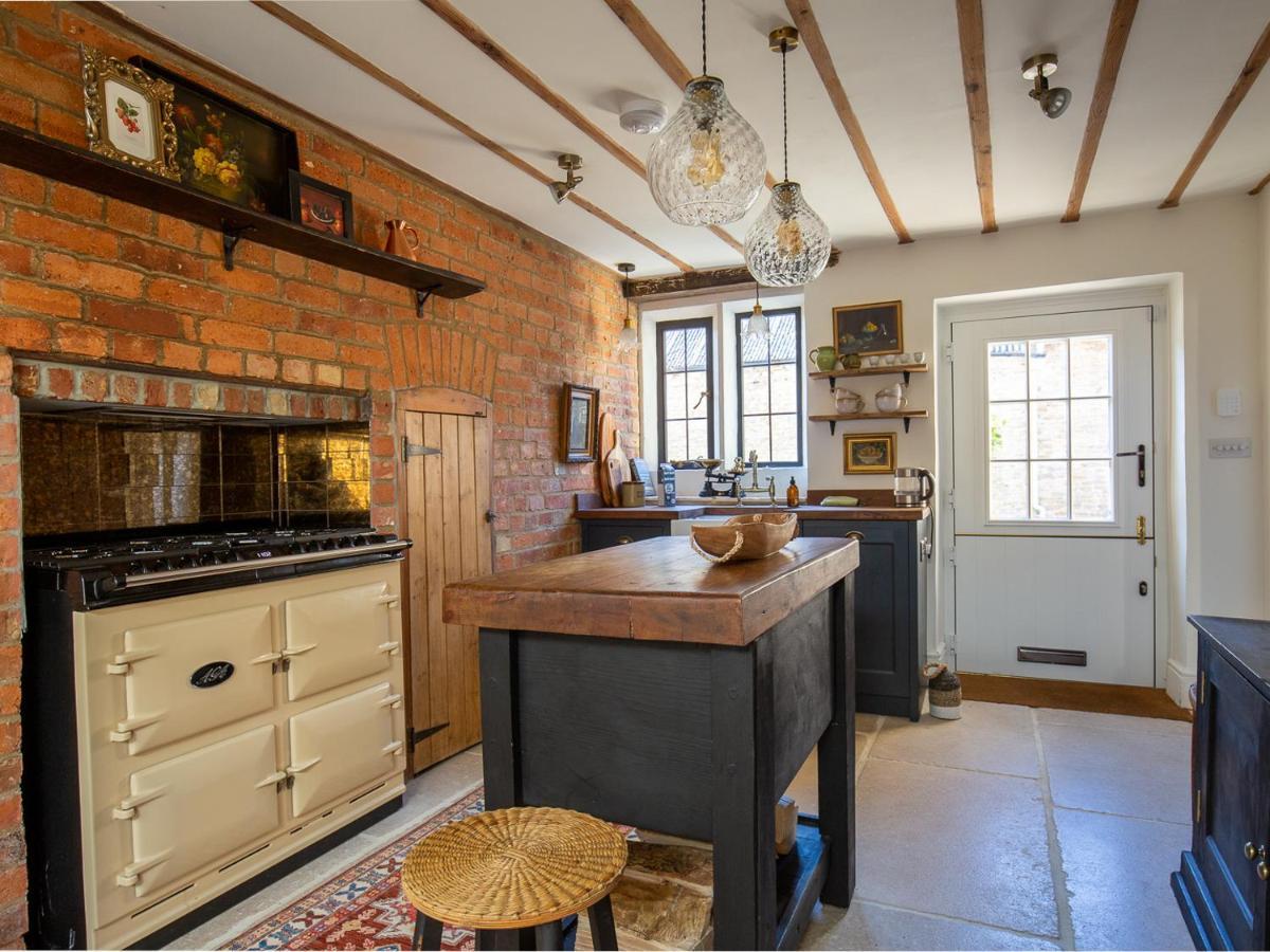 Sandford St Martin Little Oakley Cottage מראה חיצוני תמונה