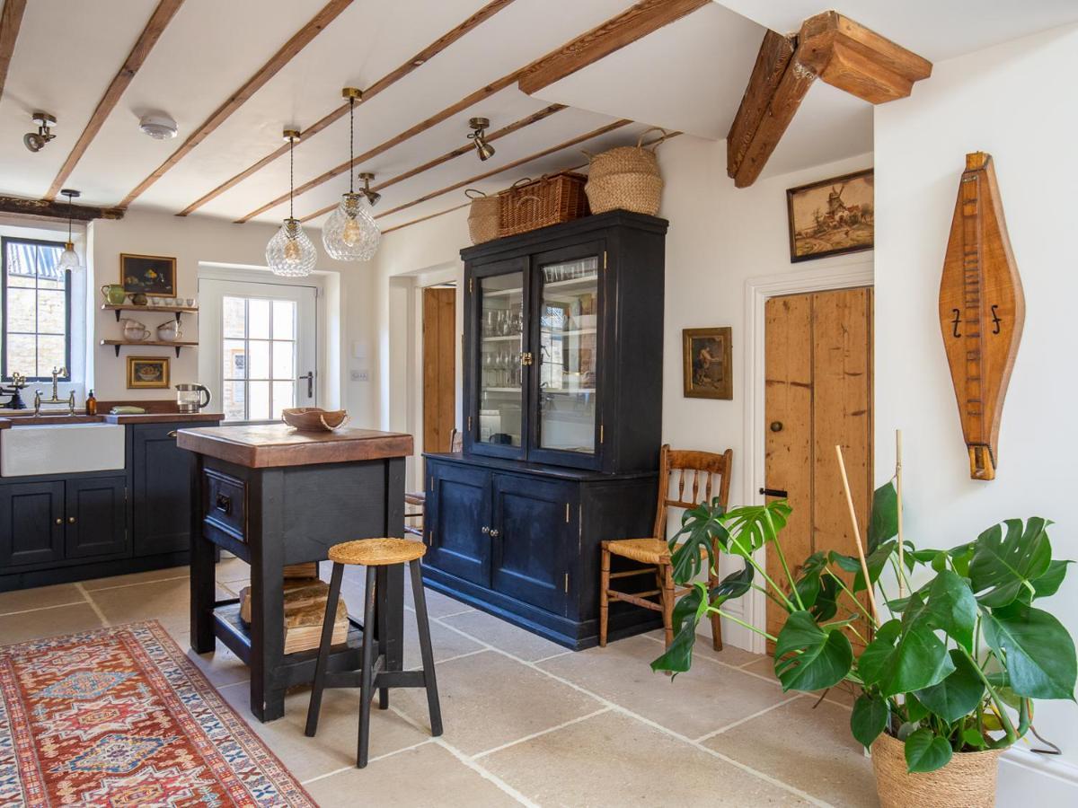 Sandford St Martin Little Oakley Cottage מראה חיצוני תמונה