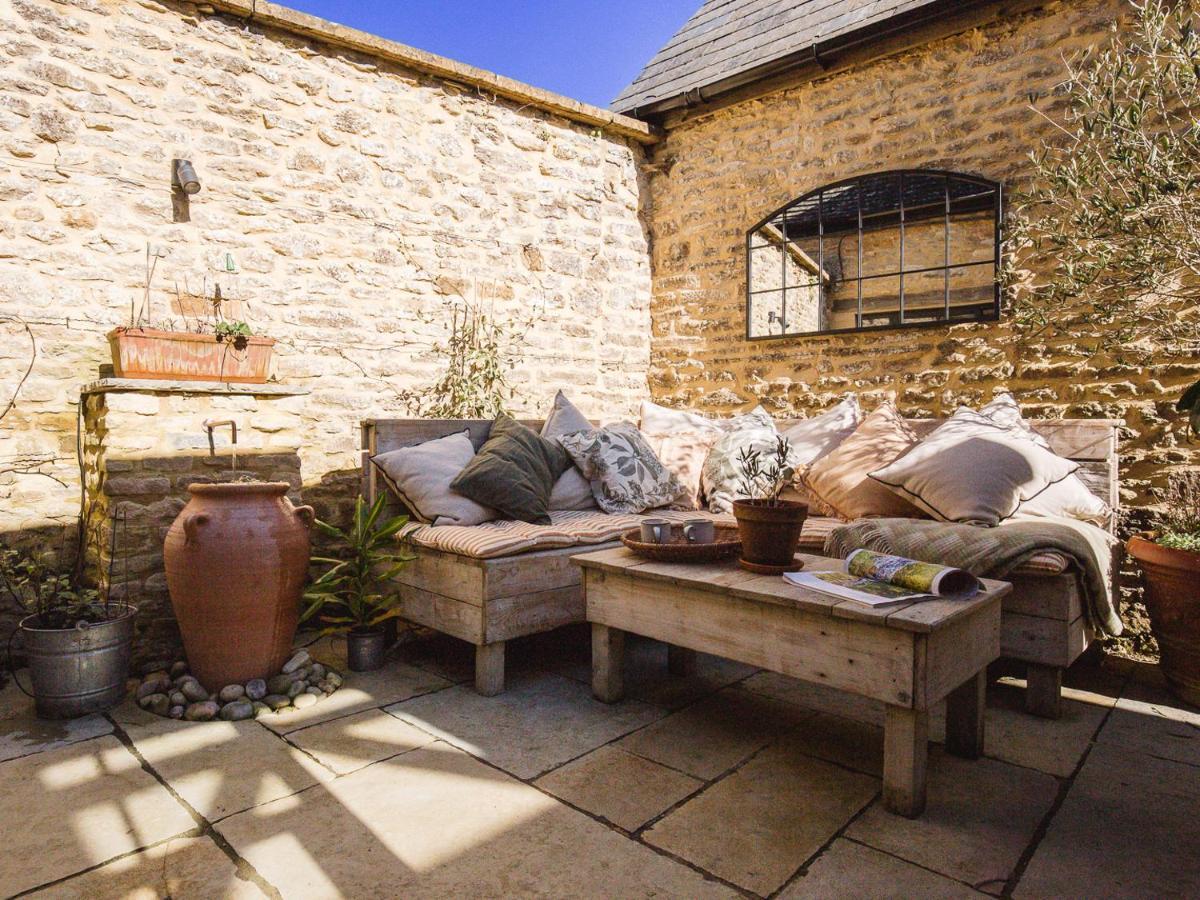 Sandford St Martin Little Oakley Cottage מראה חיצוני תמונה