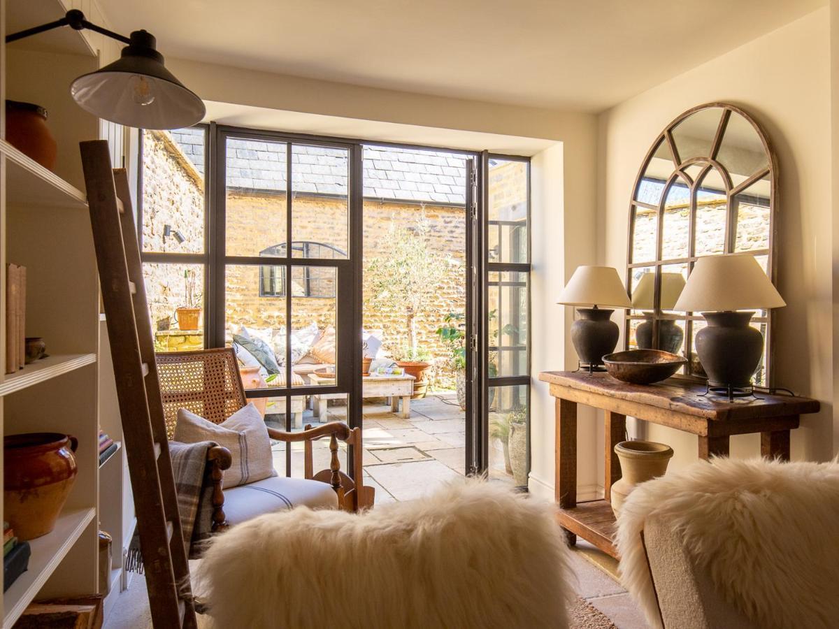 Sandford St Martin Little Oakley Cottage מראה חיצוני תמונה